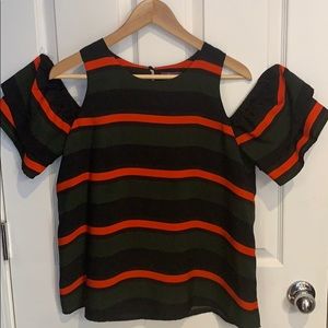 Poppy striped shoulder cut out blouse M